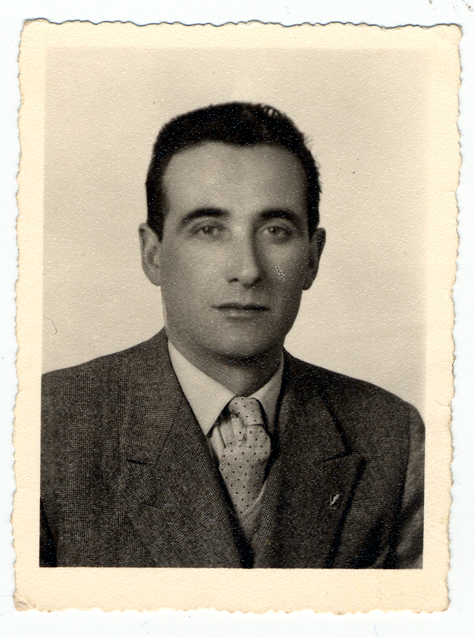 Associazione Italiana di Combattenti e Volontari Antifascisti di Spagna (AICVAS); Istituto Nazionale Ferruccio Parri. Data Spanish Civil War : oggi in Spagna domani in Italia : banca dati delle biografie dei volontari italiani antifascisti BELLO, Giovanni