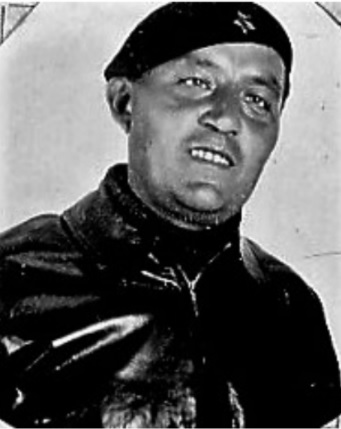 LÓPEZ BORGOÑOZ, Alfonso. Salud y suerte, mañana más : brigadistas internacionales en Castelldefels : marzo 1938-enero 1939. Castelldefels : GREHIC : Ajuntament de Castelldefels, 2018. 3 vols. (341, 340, 375 p.) COURSON, Lucien Fernand Henry