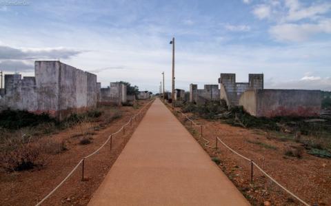 Font: https://www.fotocommunity.es/photo/campo-de-concentracion-de-rivesaltes-beagargar/38984843 Camp de Ribesaltes