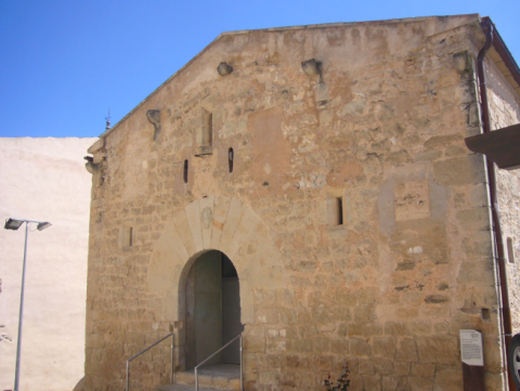 Font: https://www.catalunyamedieval.es/preso-o-casa-de-la-castellania-gandesa-terra-alta/ Presó de Gandesa
