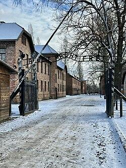 Font: Wikipedia Camp de concentració d'Auschwitz-Birkenau